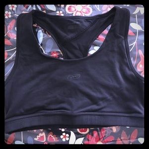 5/$30 Reebok sports bra xl
